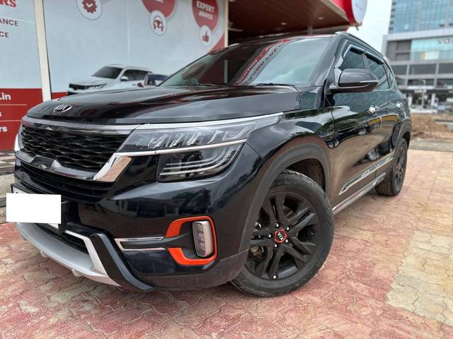 https://images10.gaadi.com/usedcar_image/4607444/original/processed_e68c340e880aa4f716ef796814d80093.jpg?imwidth=6402