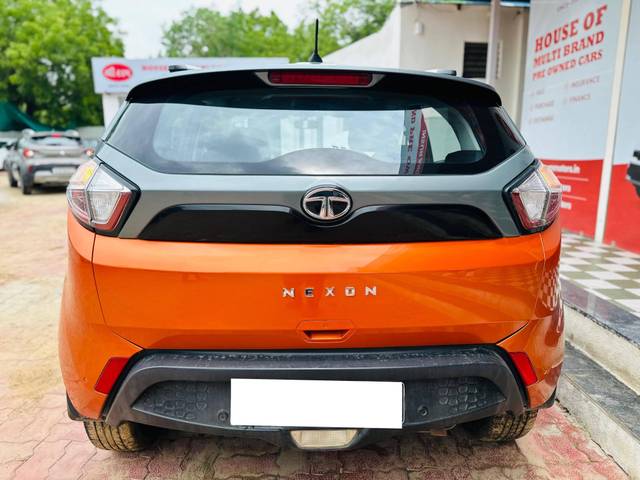 https://images10.gaadi.com/usedcar_image/4607456/original/processed_6f227bafc6057f443f8d7d5d8b7573cd.jpg?imwidth=6401