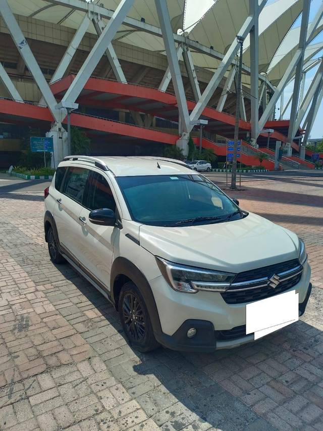 https://images10.gaadi.com/usedcar_image/4607503/original/processed_0e389dabfcb53337486069e9cb6ab6be.jpg?imwidth=6400