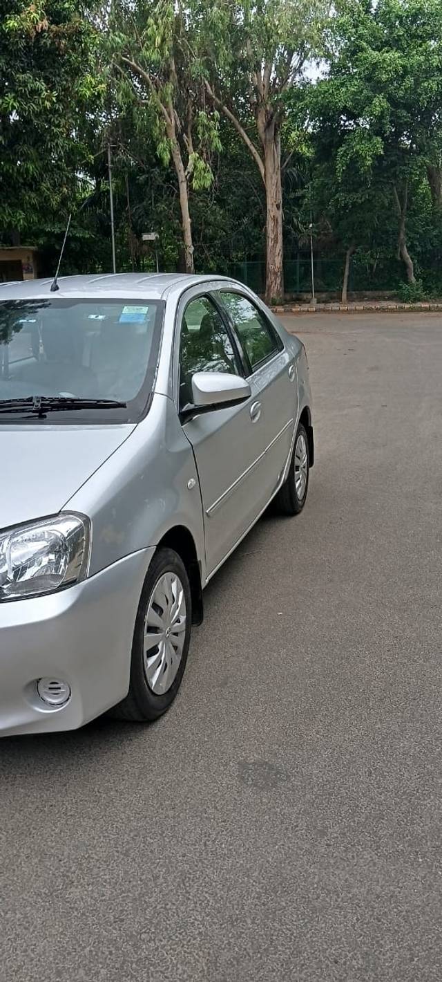 https://images10.gaadi.com/usedcar_image/4607505/original/b1112ce09390deed7b4ce34fb9dacaae.jpg?imwidth=6402