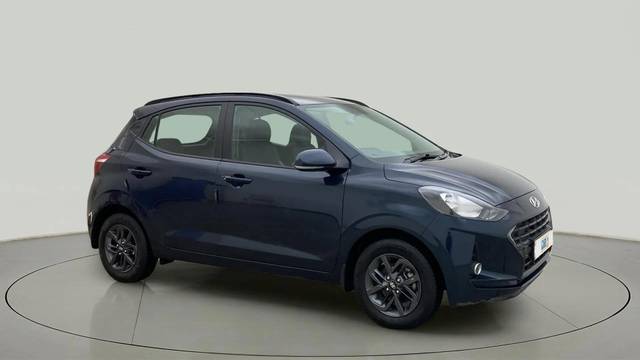 https://images10.gaadi.com/usedcar_image/4607518/original/956614f4876cbc5b963f546590240e62.jpg?imwidth=6400
