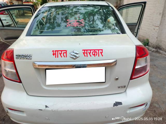 https://images10.gaadi.com/usedcar_image/4607570/original/processed_8a99105e-be6c-407e-97da-a8b8c968e212.jpg?imwidth=6400