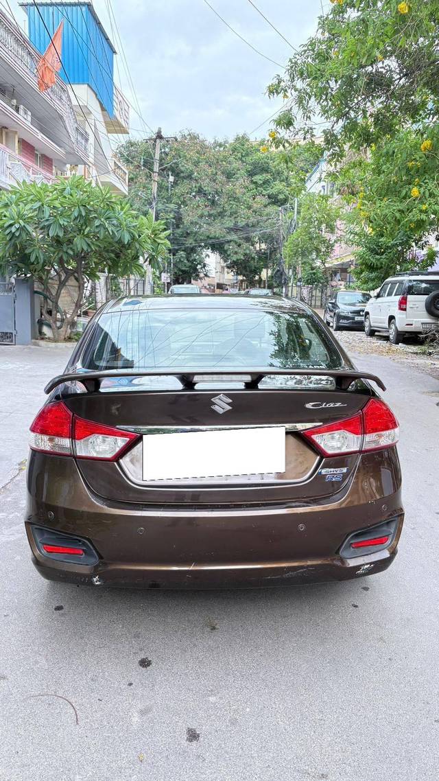 https://images10.gaadi.com/usedcar_image/4607572/original/processed_3bd7e8a8-c74b-4184-9836-b89bce3877e4.jpg?imwidth=6401