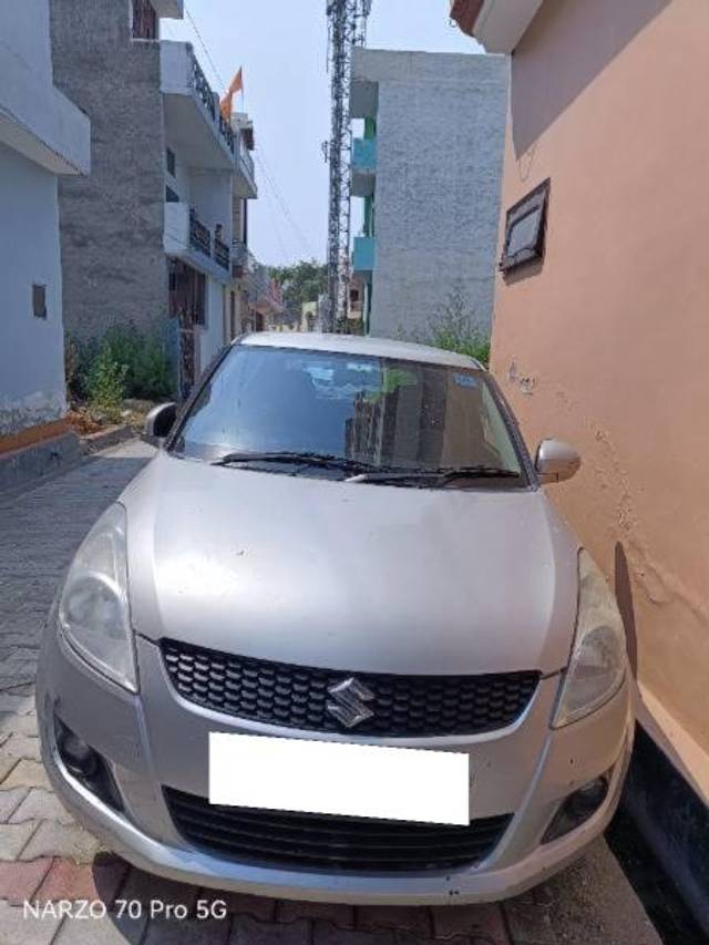 https://images10.gaadi.com/usedcar_image/4607599/original/processed_69527b72-9b81-4f9f-be7b-145d3c8b471a.jpg?imwidth=6400