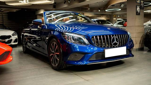 https://images10.gaadi.com/usedcar_image/4607631/original/processed_faae0b0fc7a19af98a3e0b4cf205a5bb.jpg?imwidth=6400