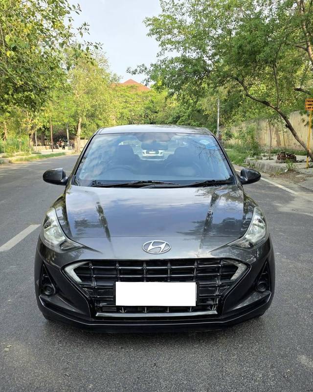 https://images10.gaadi.com/usedcar_image/4607643/original/processed_f356b17f6b318a3fb8d361c1bd9ec8a2.jpg?imwidth=6400