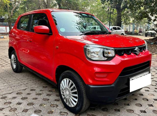 https://images10.gaadi.com/usedcar_image/4607665/original/8080c71d9880a1a0876ae92a0a73865a.jpg?imwidth=6400