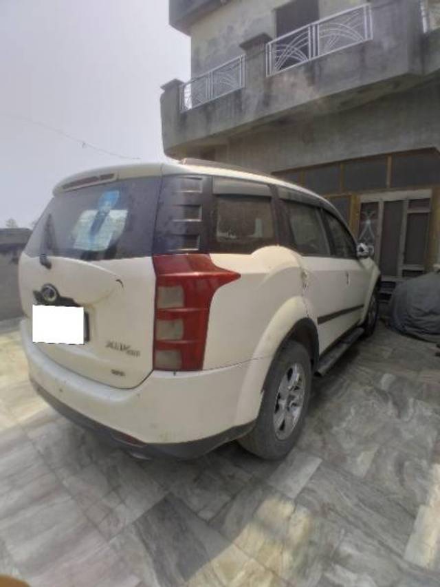 https://images10.gaadi.com/usedcar_image/4607666/original/processed_a7f6fca7-1b4e-427c-8bfa-51595c6dd303.jpg?imwidth=6400