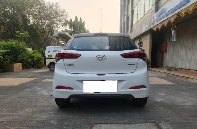 https://images10.gaadi.com/usedcar_image/4607679/original/processed_6229b2e58134f0edba0940dd55997b56.jpg?imwidth=6402