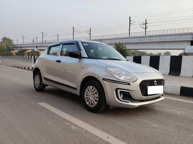 https://images10.gaadi.com/usedcar_image/4607720/original/processed_2efa3d978c4e8aa7c52f2e2d1d677d67.jpg?imwidth=6400