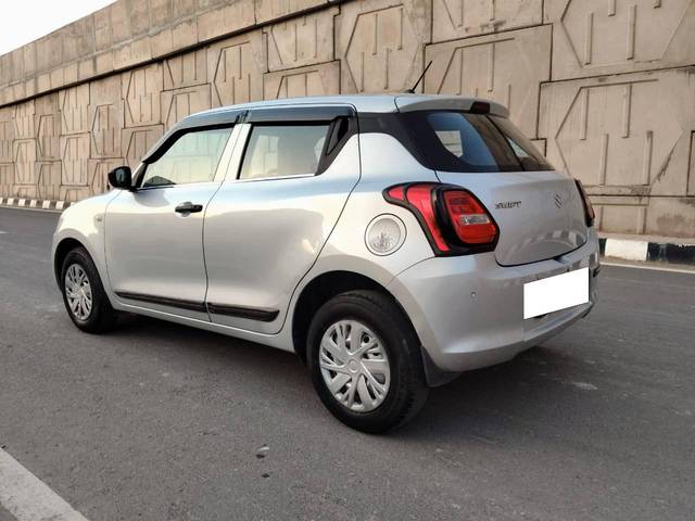 https://images10.gaadi.com/usedcar_image/4607720/original/processed_4400ddcec5929c74f6cd1f55cf17ec6c.jpg?imwidth=6402