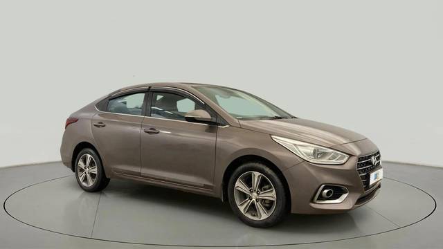 https://images10.gaadi.com/usedcar_image/4607723/original/d6780cd4ae95d07e1d29713aefe4182e.jpg?imwidth=6400