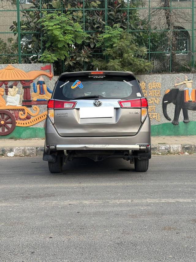 https://images10.gaadi.com/usedcar_image/4607728/original/processed_4dd83667dc1f13b3dbd21cea7c378030.jpg?imwidth=6401