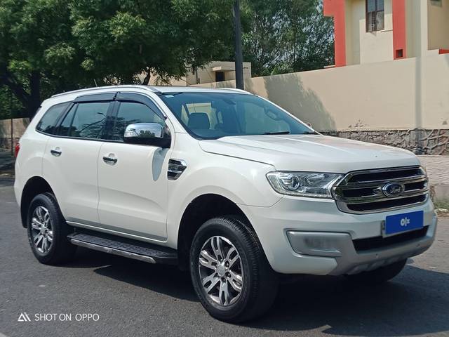 https://images10.gaadi.com/usedcar_image/4607729/original/processed_3068f27bed753ada2ce43465af8db501.jpg?imwidth=6400