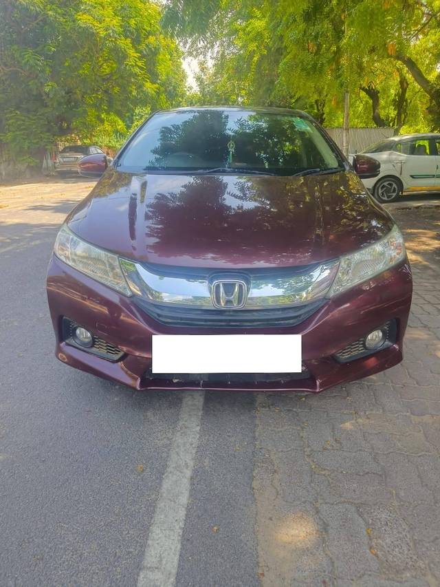 https://images10.gaadi.com/usedcar_image/4607758/original/processed_5de72e96ab3a160e1fe1f293476d773a.jpg?imwidth=6400