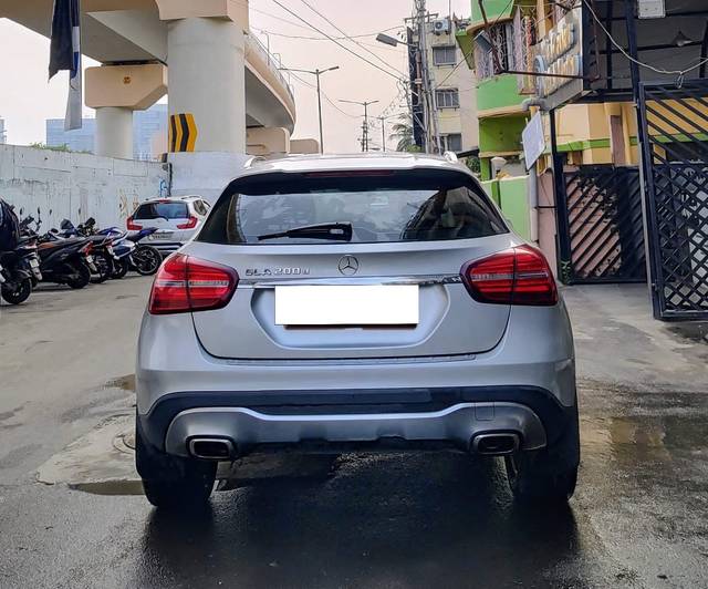 https://images10.gaadi.com/usedcar_image/4607769/original/processed_4c28e68257001c28470dd8456629e25d.jpeg?imwidth=6401
