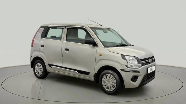 https://images10.gaadi.com/usedcar_image/4607783/original/72661c9eada8d20f93653f4f160baee1.jpg?imwidth=6400