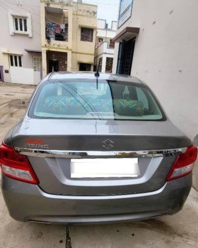 https://images10.gaadi.com/usedcar_image/4607786/original/processed_processed_278e0844-f277-4d5c-9df3-c3919624ed71.jpeg?imwidth=6400