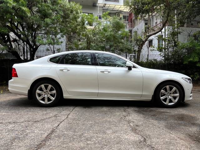 https://images10.gaadi.com/usedcar_image/4607792/original/bbafd6670689e7f53ea65659c9a9ec50.jpg?imwidth=6401