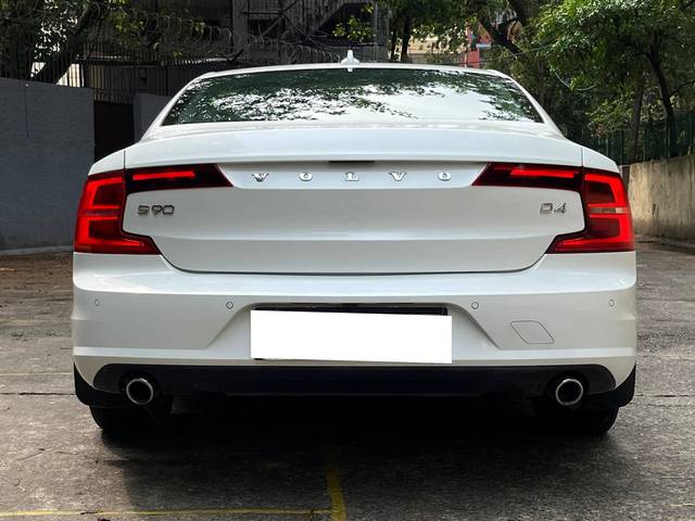 https://images10.gaadi.com/usedcar_image/4607792/original/processed_cec719fb48efc842d081ff536bb975c0.jpg?imwidth=6402