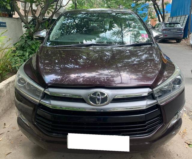 https://images10.gaadi.com/usedcar_image/4607793/original/processed_d8d3b5db46c9308eb575fad7c910887f.jpg?imwidth=6402