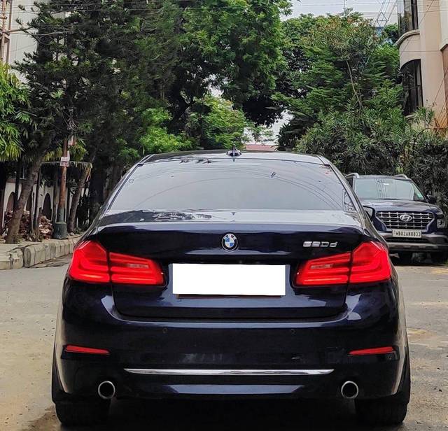 https://images10.gaadi.com/usedcar_image/4607795/original/processed_10430c244e9f507b298cabaade16b426.jpeg?imwidth=6401