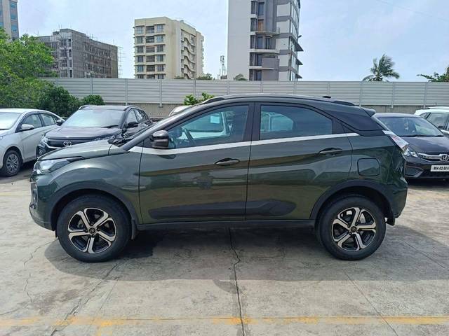 https://images10.gaadi.com/usedcar_image/4607799/original/processed_e52d0e088dc6294d9a02a3566f83b86c.jpg?imwidth=6401