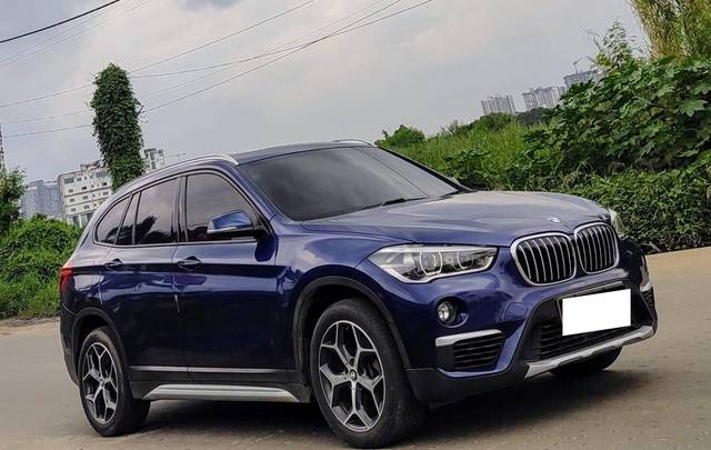 https://images10.gaadi.com/usedcar_image/4607802/original/processed_f2a4523e9848897d1726453786d92236.jpg?imwidth=6400
