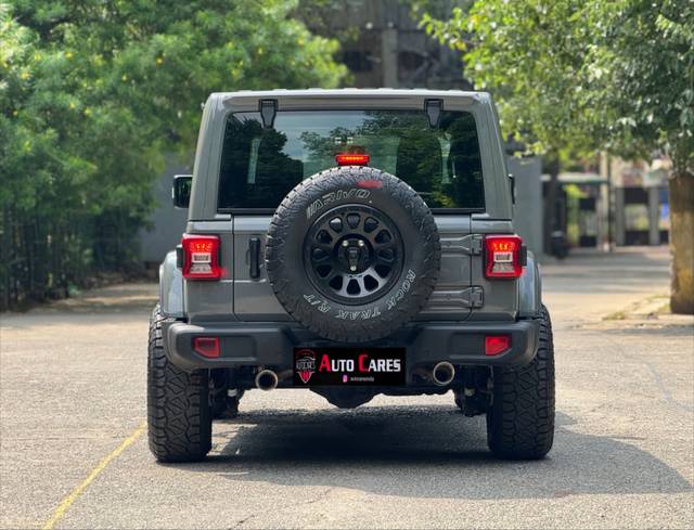 https://images10.gaadi.com/usedcar_image/4607891/original/5c1e934a9be1f79691bd520fc6a2d50b.jpg?imwidth=6402
