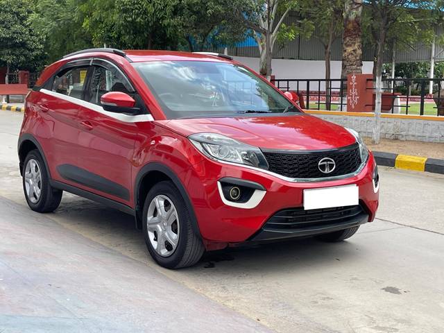 https://images10.gaadi.com/usedcar_image/4607892/original/processed_7604998e431a6321feca41dc356d5e2c.jpg?imwidth=6400