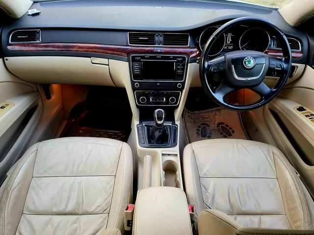 Second-hand 2012 Skoda Superb Elegance 1.8 TSI for sale in New Delhi-23