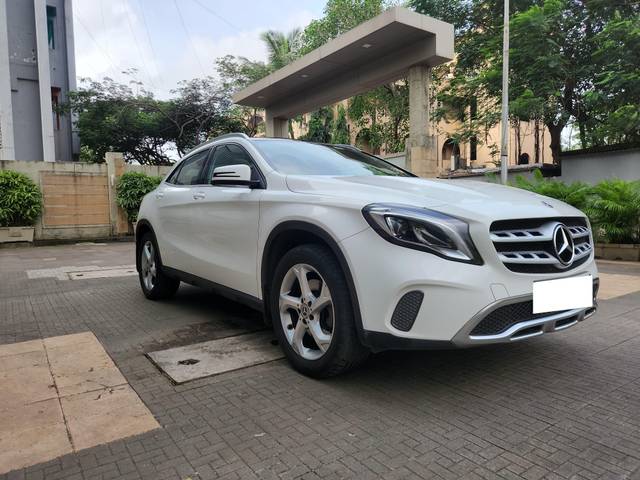 https://images10.gaadi.com/usedcar_image/4607895/original/processed_dbc1dafa1890144b111e1ed66d4c0166.jpg?imwidth=6400