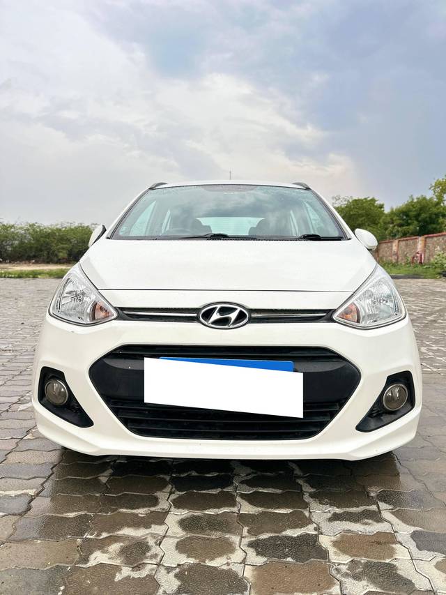 https://images10.gaadi.com/usedcar_image/4607905/original/processed_bbde20ec04681deb32534ea81602c90d.jpg?imwidth=6400