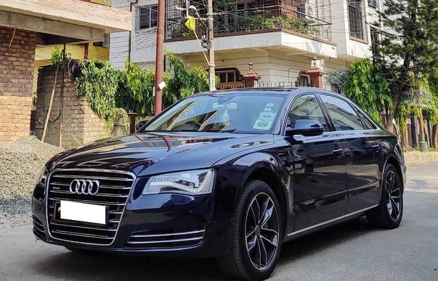 https://images10.gaadi.com/usedcar_image/4607913/original/processed_bb681b7cf96840818c81aa2a8011546a.jpeg?imwidth=6402