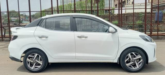 https://images10.gaadi.com/usedcar_image/4607922/original/260e18f58a6973f2214b87f3e07d500a.jpg?imwidth=6401