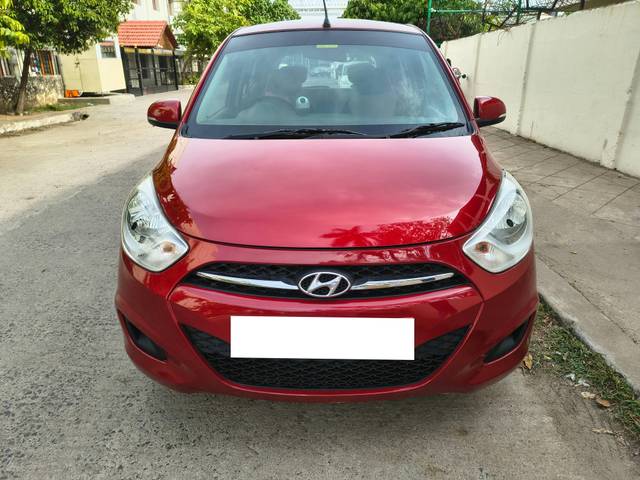https://images10.gaadi.com/usedcar_image/4607966/original/processed_97180534c269818a816c44a2fa5b6940.jpg?imwidth=6402