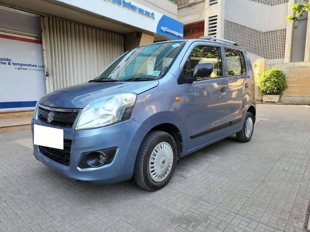 https://images10.gaadi.com/usedcar_image/4607972/original/processed_593d3f5da368673e2f863d092c667281.jpg?imwidth=6402