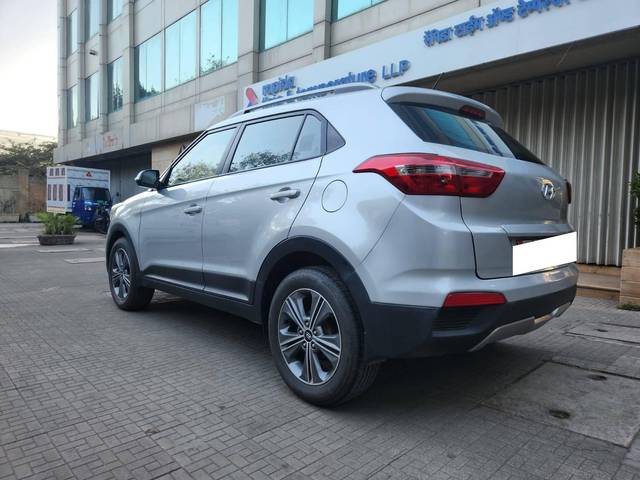 https://images10.gaadi.com/usedcar_image/4607982/original/processed_3cdfc5b468d0eb575da0bc255b68f2f4.jpg?imwidth=6401