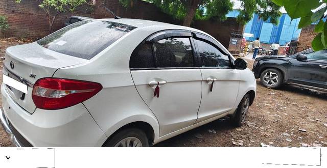https://images10.gaadi.com/usedcar_image/4607987/original/processed_494de2a5-052f-4380-8717-1c57d53f989e.jpg?imwidth=6401