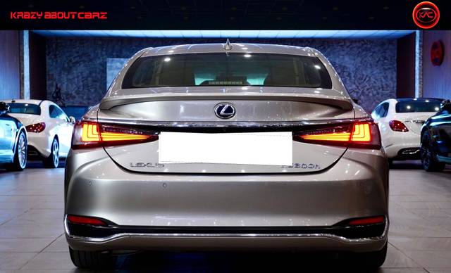 https://images10.gaadi.com/usedcar_image/4607995/original/processed_c7a8b66fe25b993e28bac7fe24b4c9c2.jpg?imwidth=6402