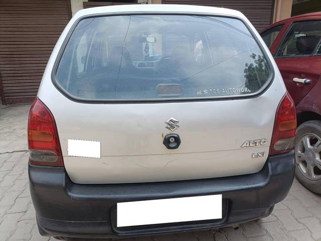 https://images10.gaadi.com/usedcar_image/4608025/original/processed_b2f858ee-3af4-4ddb-aac4-99382b3bbd42.jpg?imwidth=6400