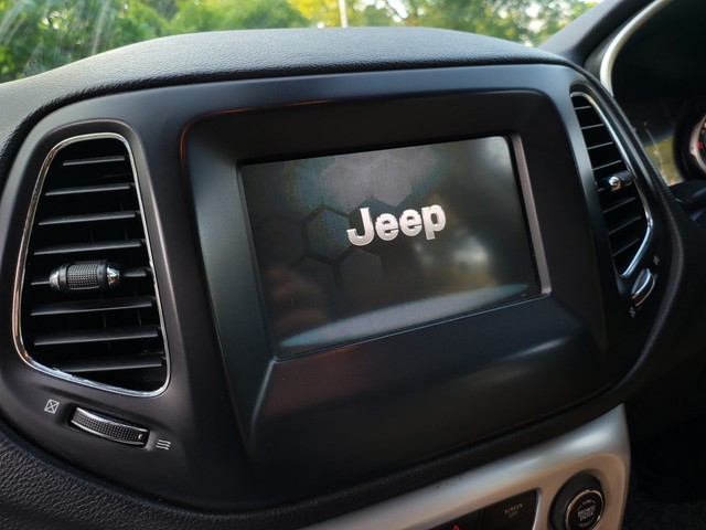 Second-hand 2019 Jeep Compass 1.4 Longitude Plus AT for sale in New Delhi-23