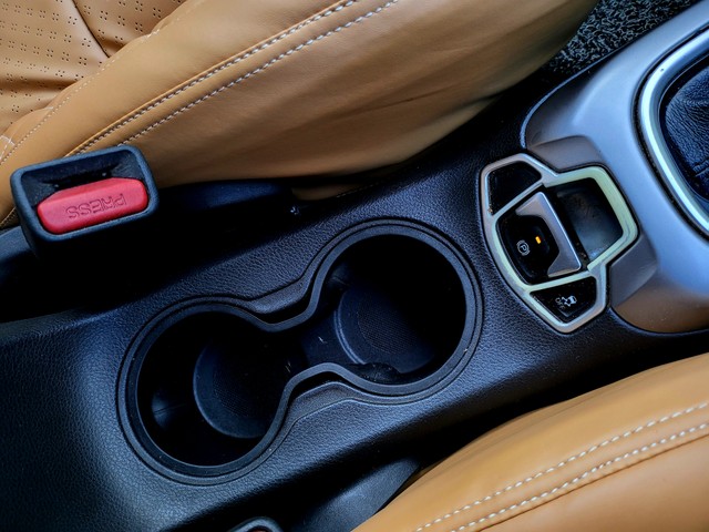 Second-hand 2019 Jeep Compass 1.4 Longitude Plus AT for sale in New Delhi-31