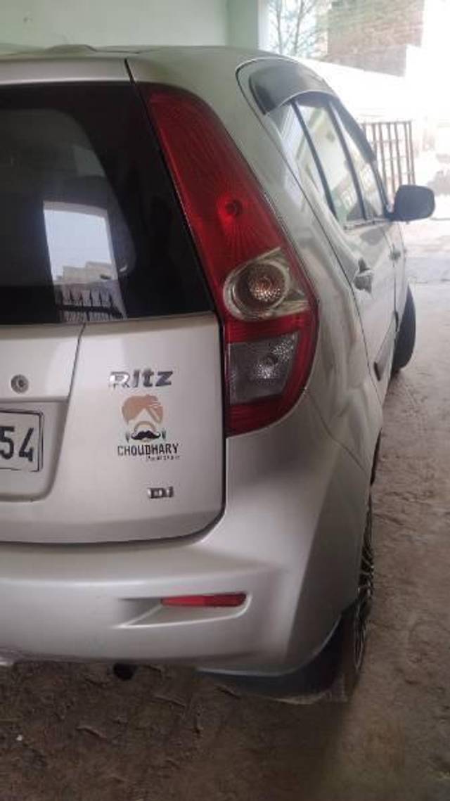 https://images10.gaadi.com/usedcar_image/4608066/original/processed_e0ae5f45-f860-46f6-8b7d-1a6882147f5e.jpg?imwidth=6401
