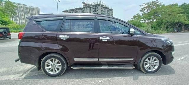 https://images10.gaadi.com/usedcar_image/4608084/original/processed_21d394179088615670ae403e008d9c3b.jpg?imwidth=6401