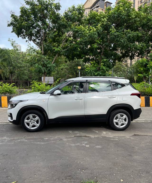 https://images10.gaadi.com/usedcar_image/4608096/original/49c8e51f828c08f3674395c811d44972.jpeg?imwidth=6402