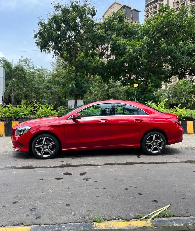 https://images10.gaadi.com/usedcar_image/4608099/original/30b6900dde36d6b56c5e948a66fac433.jpeg?imwidth=6402
