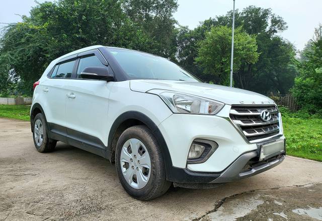https://images10.gaadi.com/usedcar_image/4608100/original/processed_5e49a253b5f9832dc9bc0dc51d20c750.jpg?imwidth=6400
