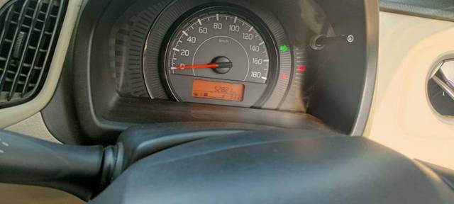 https://images10.gaadi.com/usedcar_image/4608101/original/6684a508d5b6758641efb94f01fd8261.jpeg?imwidth=6402