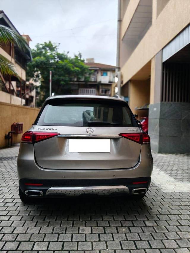https://images10.gaadi.com/usedcar_image/4608102/original/processed_2ff3ba82614135e718d92a03c7a256f6.jpeg?imwidth=6401